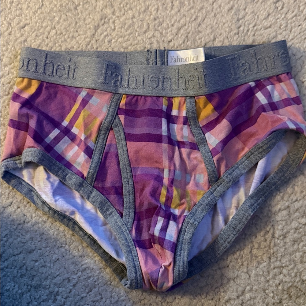 Men’s Fahrenheit pink plaid small brief underwear Italian
